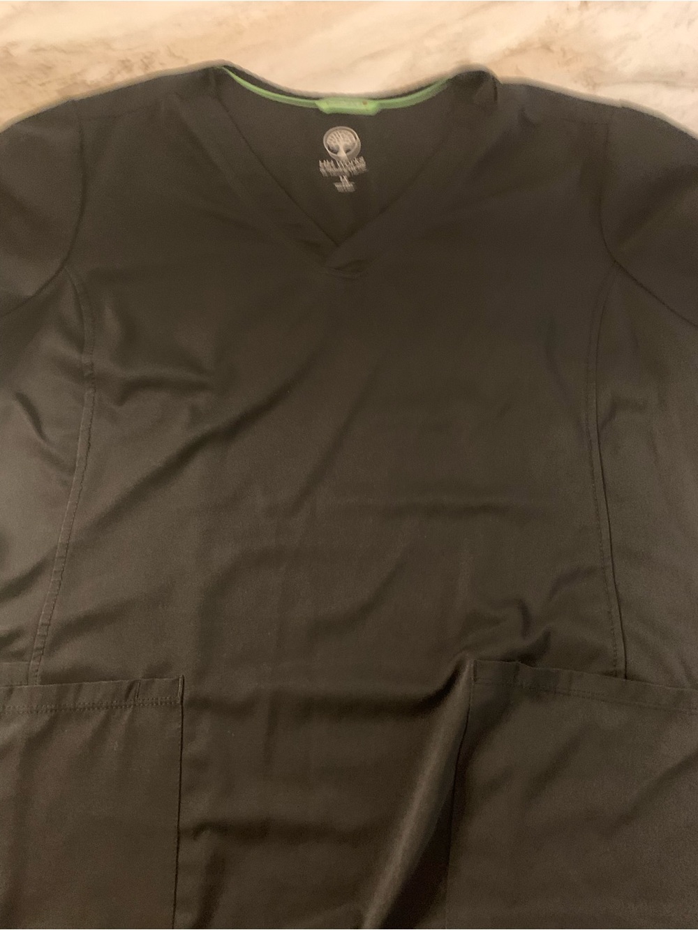 healing hands Black V-Neck Scrub Top  1xl